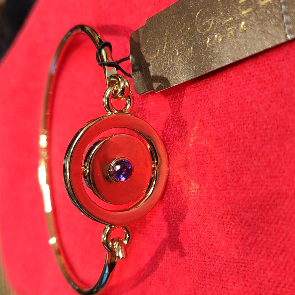 New Carolee Gold Tone Spring Close Bracelet With Amethyst